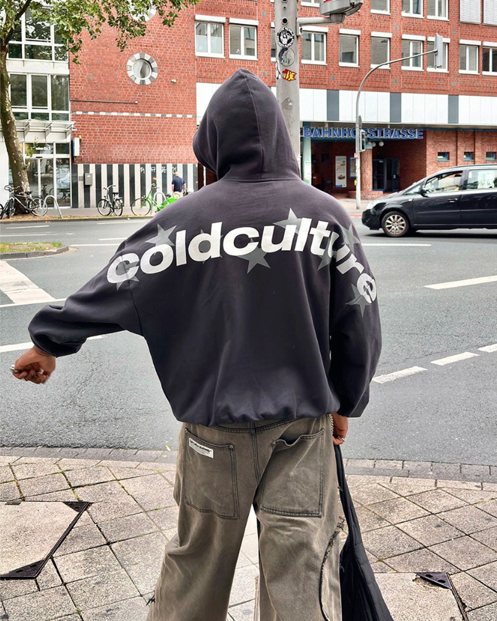 STELLAR HOODIE BLACK