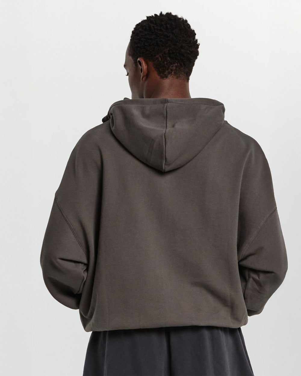 GLOBETROTTER ZIP HOODIE GREY