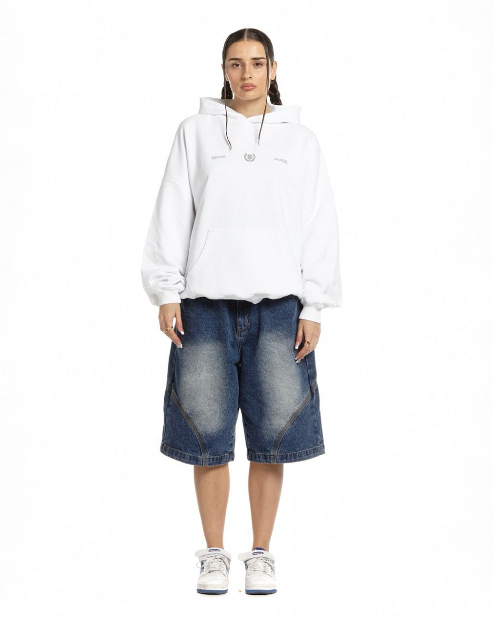 LAUREL WORLD HOODIE WHITE