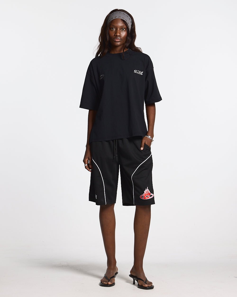 555 TEE BLACK