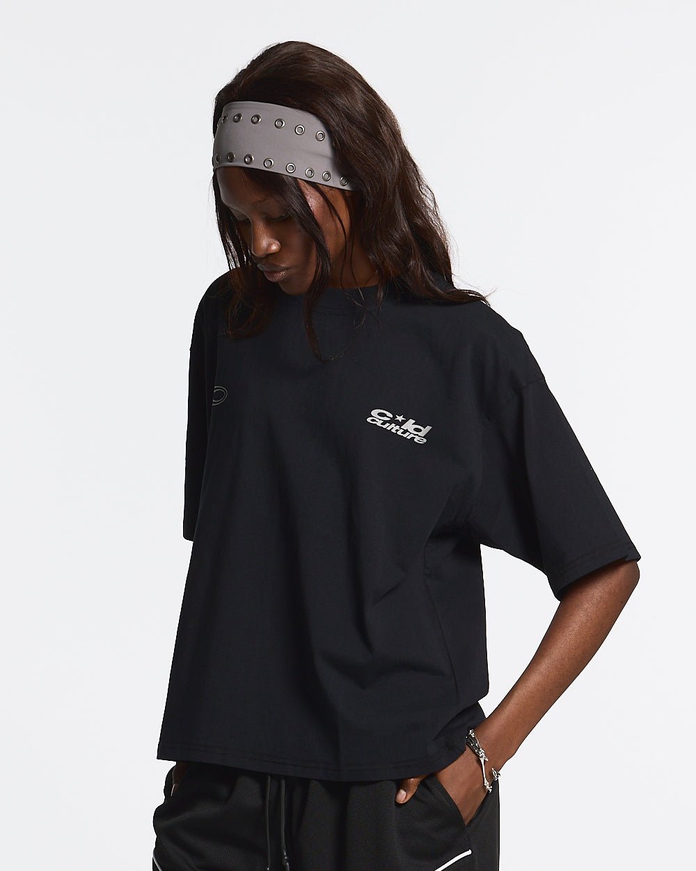555 TEE BLACK