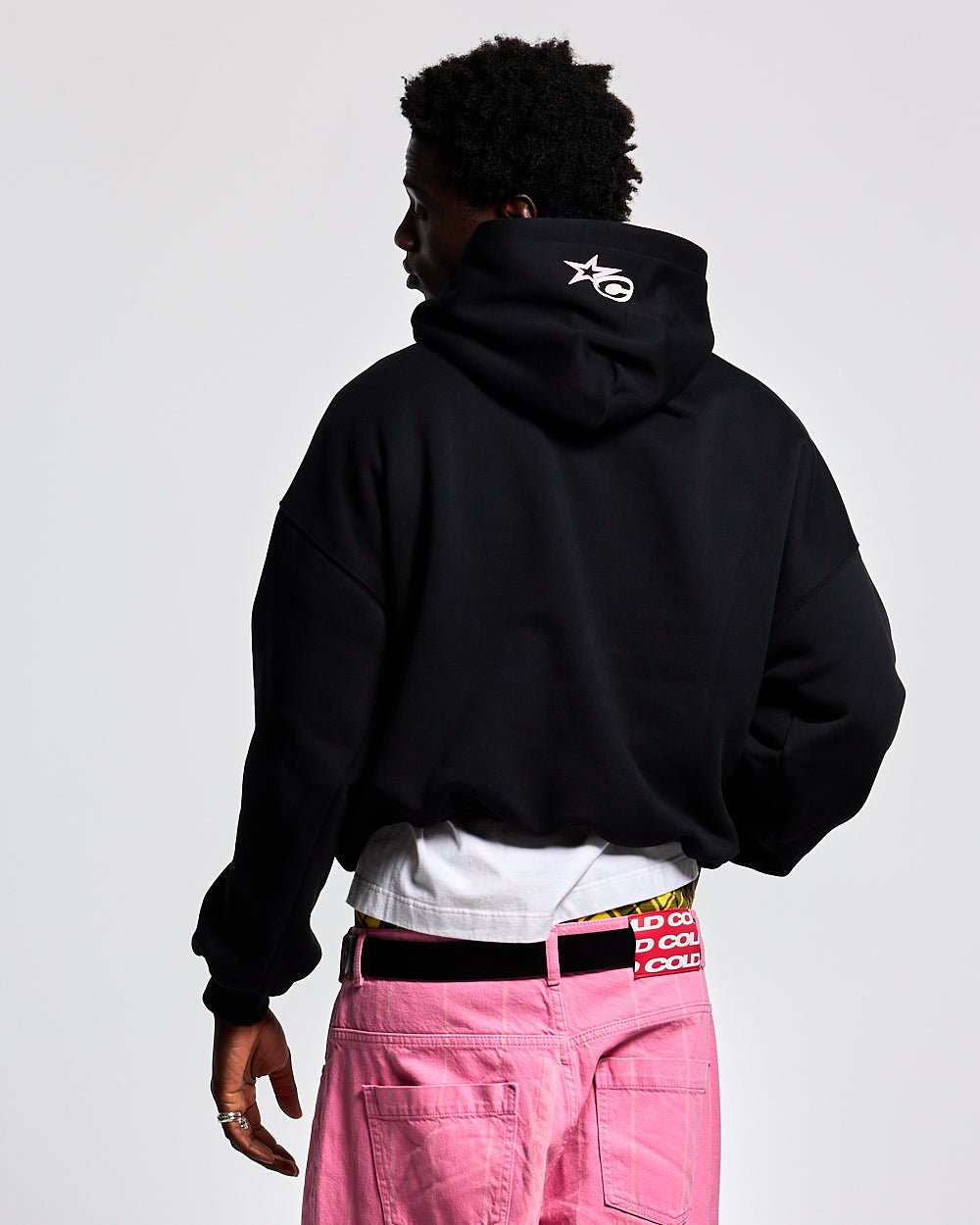 CULT STAR HOODIE BLACK