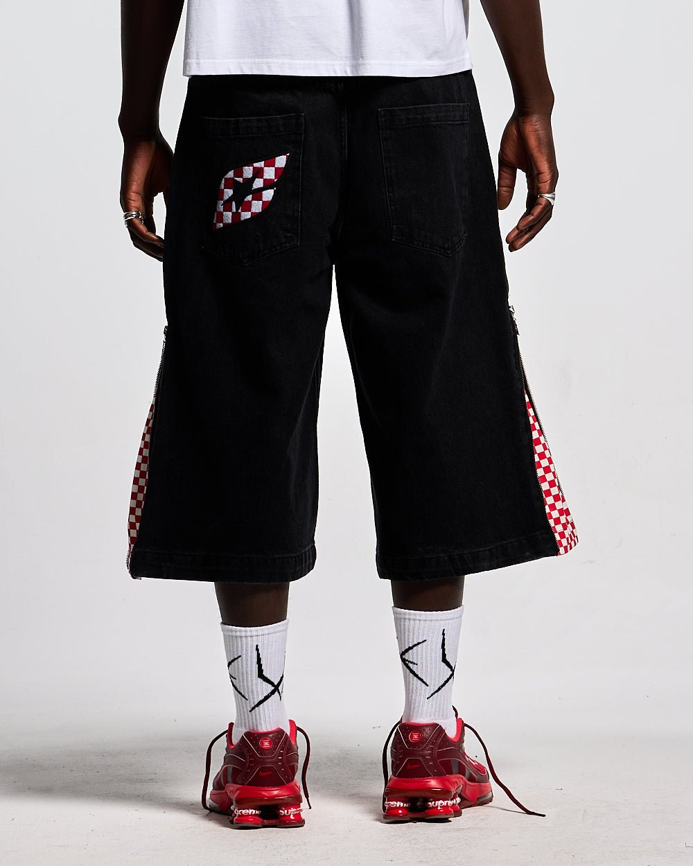 ZIP RED CHESS JORTS