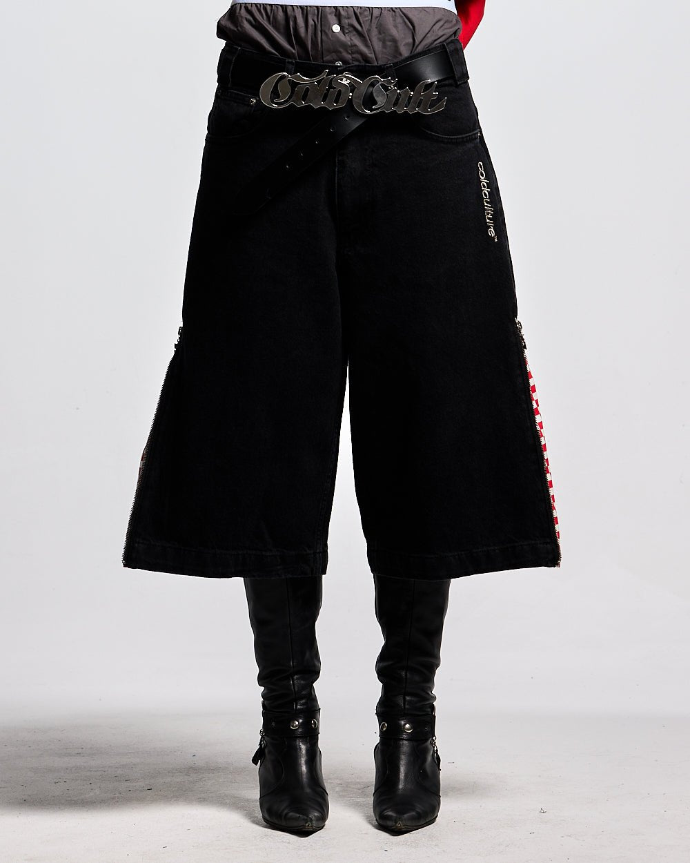 ZIP RED CHESS JORTS