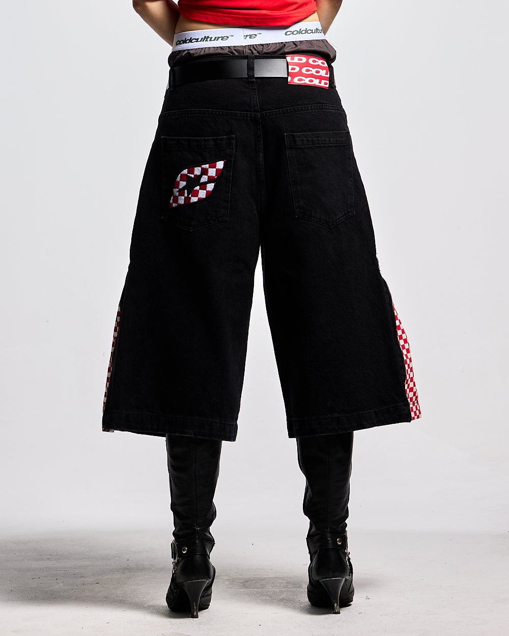 ZIP RED CHESS JORTS